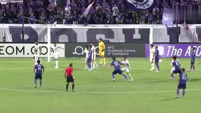 精彩纷呈！比赛中的抢点瞬间