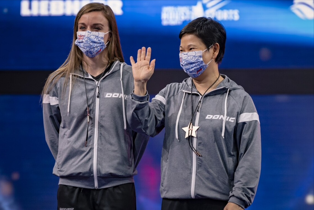 乌克兰乒乓球运动员携手晋级决赛