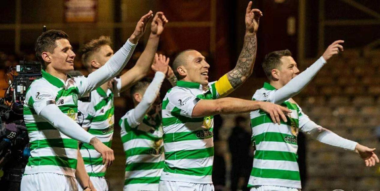 关于热刺球员集体亮相慈善活动，社会责任感满满的信息