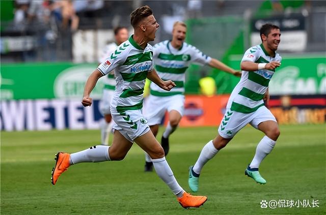 开云体育中国官网-柏林赫塔主场告捷，继续追赶德甲前列球队
