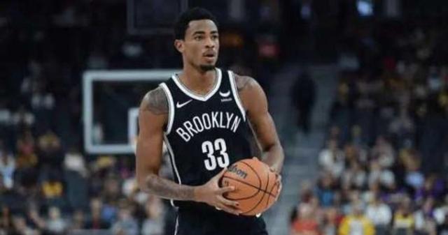 开云体育登录-篮网中锋突破自我，实现惊人进步